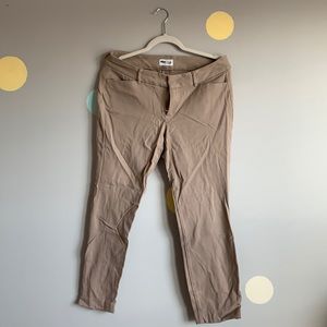 Old Navy Pixie Pants - Size 12 - NWOT